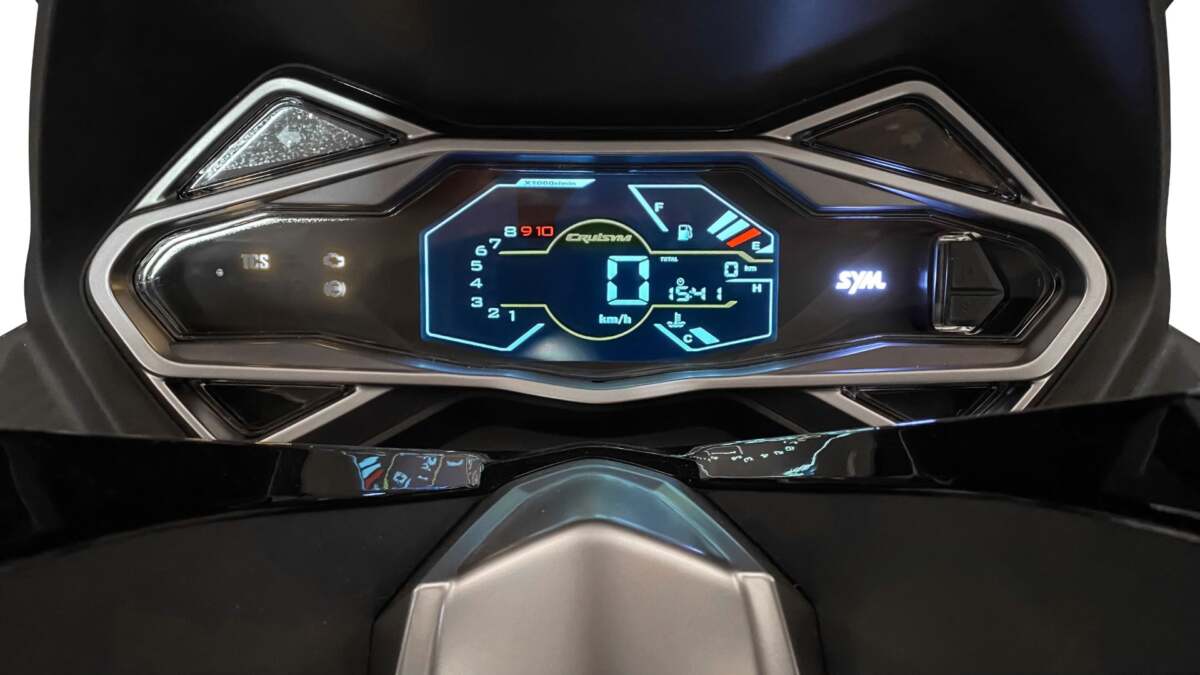 8 Cruisym Alpha 125 ABS TCS